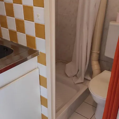 Apartament La Bourboule, 2 Pieces, 2 Personnes - Fr-1-667-23 *